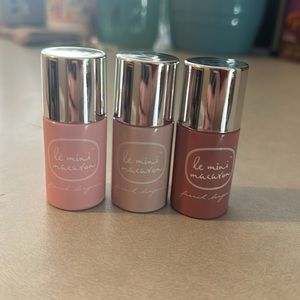 Le Mini Macaron Gel Polish Art & Lamp Set 💅